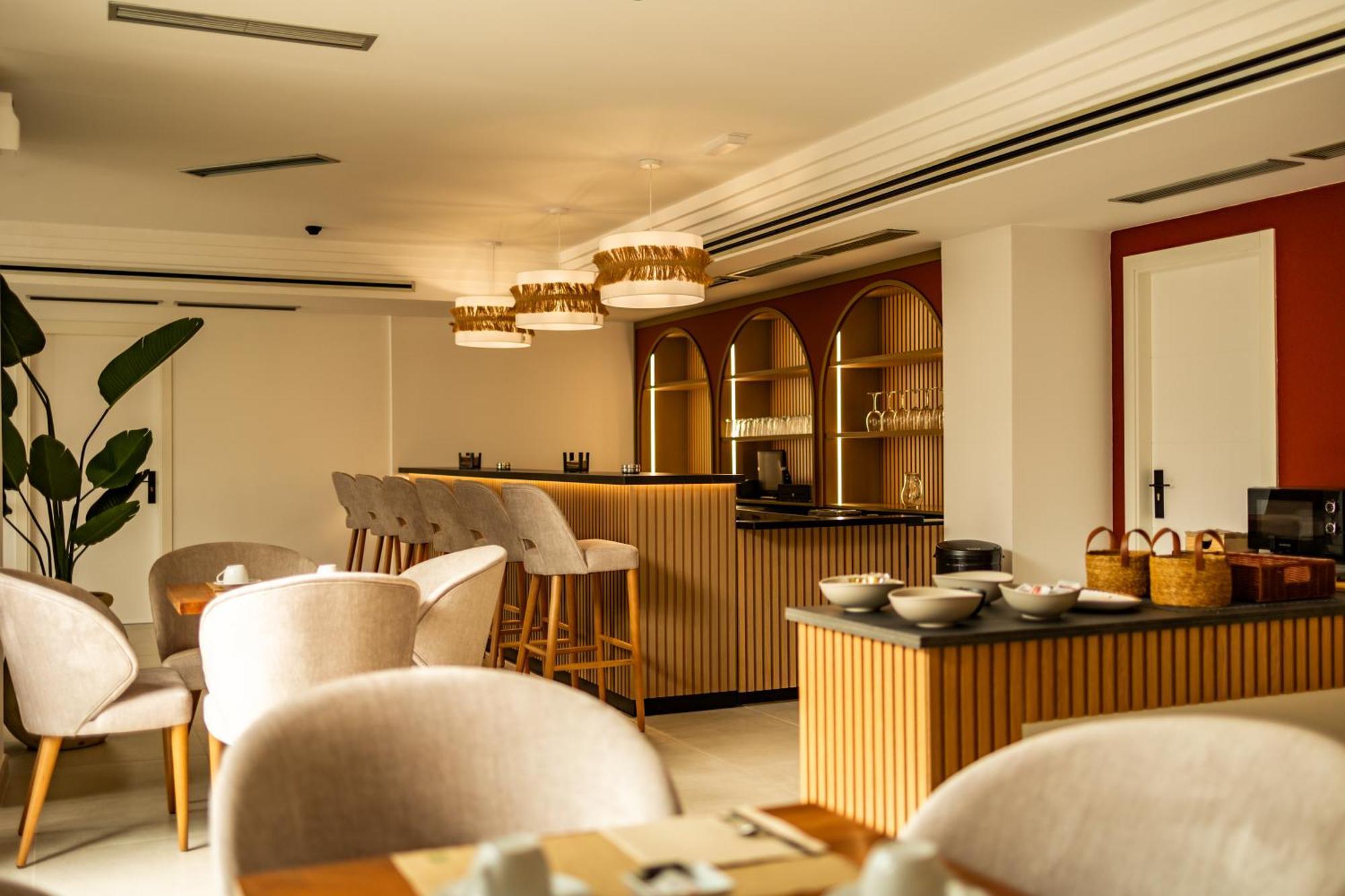 Hotel El Tujjar Los Barrios Dış mekan fotoğraf