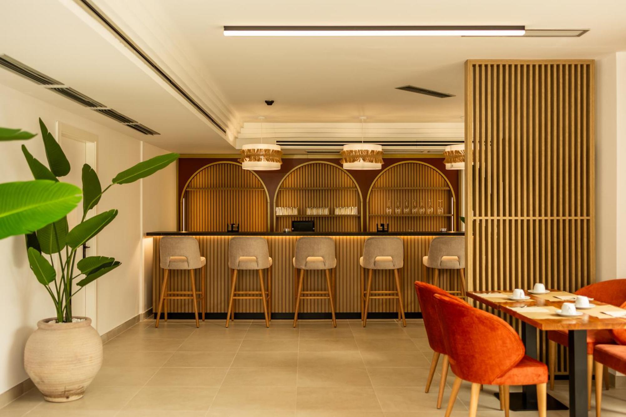 Hotel El Tujjar Los Barrios Dış mekan fotoğraf