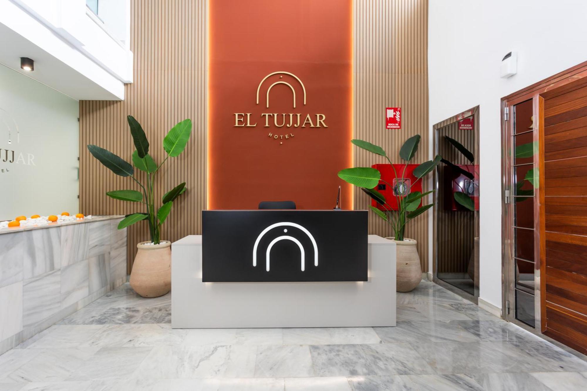 Hotel El Tujjar Los Barrios Dış mekan fotoğraf