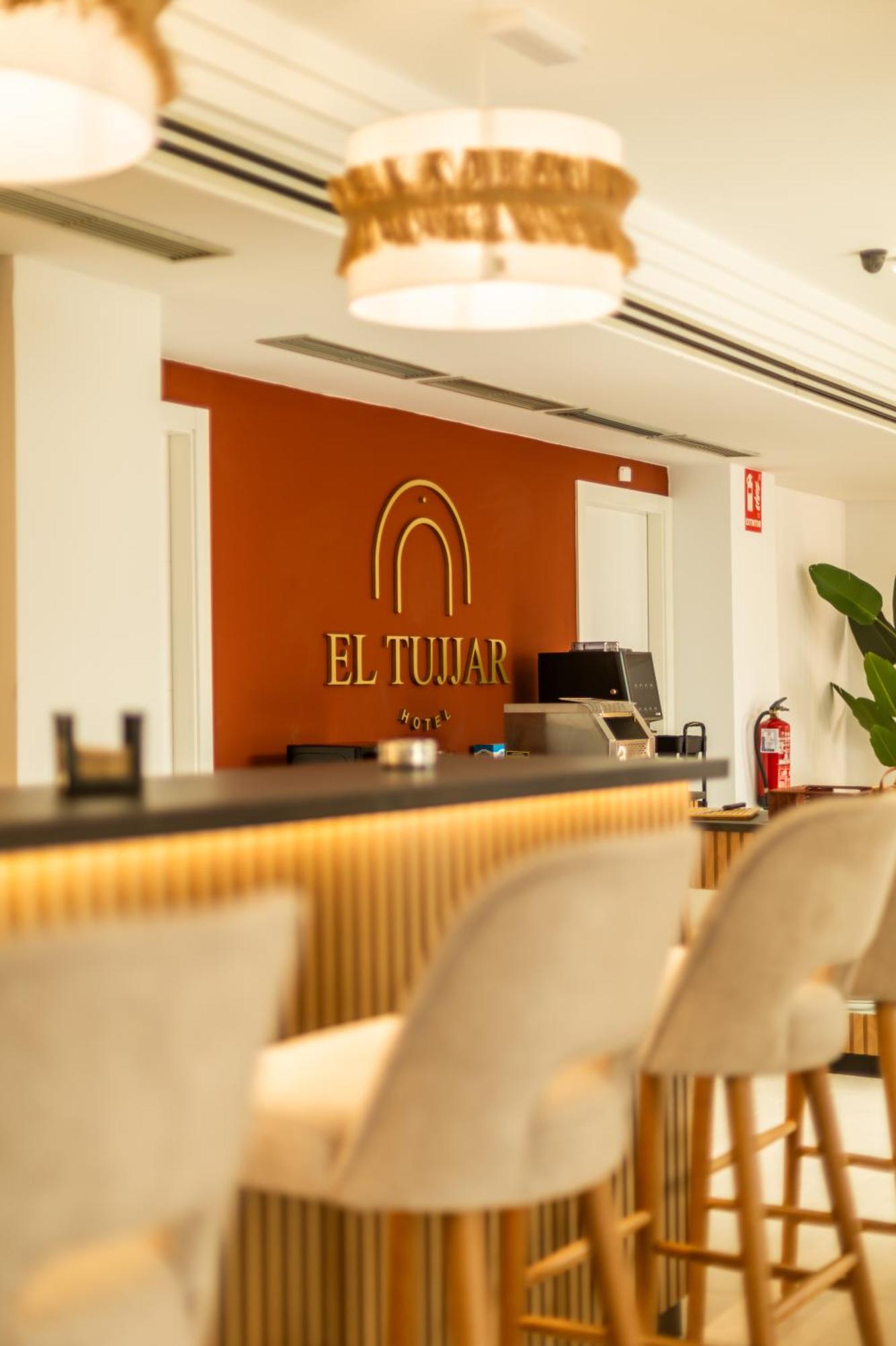 Hotel El Tujjar Los Barrios Dış mekan fotoğraf