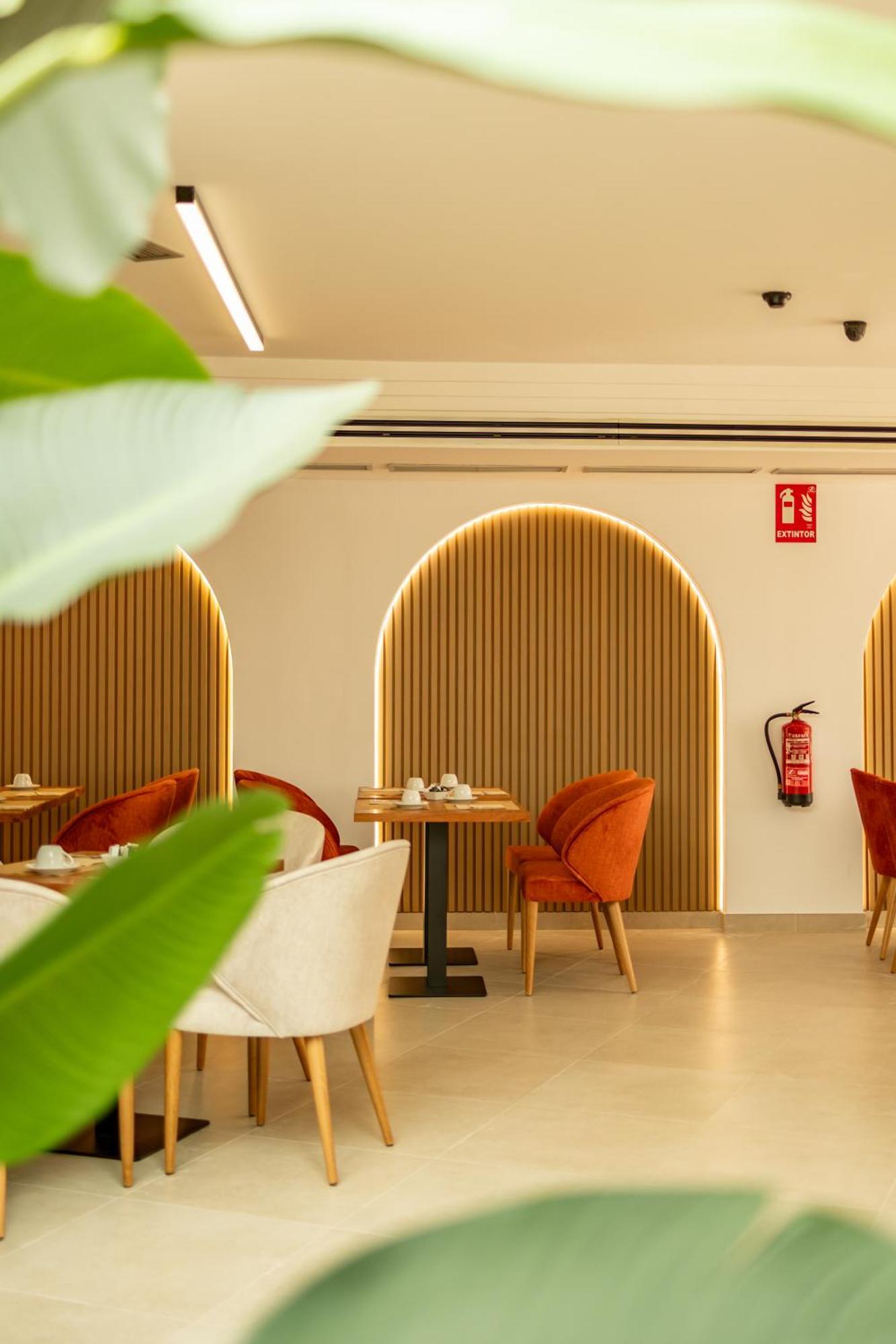 Hotel El Tujjar Los Barrios Dış mekan fotoğraf